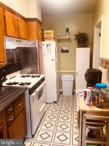 37 Buchanan St, Washington, DC 20011-6717