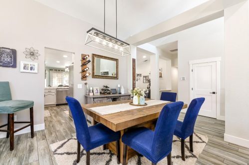 9901 Falcon Meadow Dr, Elk Grove CA 95624-2761 exterior