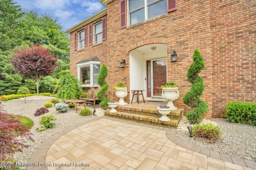 26 Desai Ct, East Freehold, NJ 07728-8405