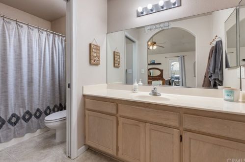 1033 Windsor Way, Chico CA  95926-3259 exterior