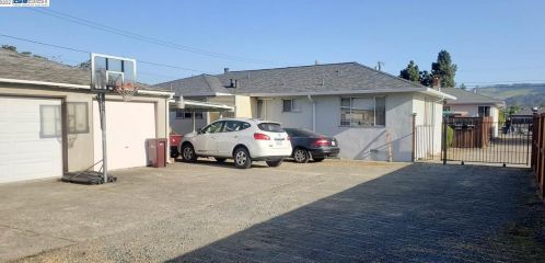 896 Delano St, San Lorenzo CA  94580-1246 exterior