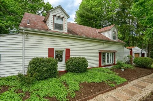 2275 Ferguson Rd, Allison Park, PA 15101-3505
