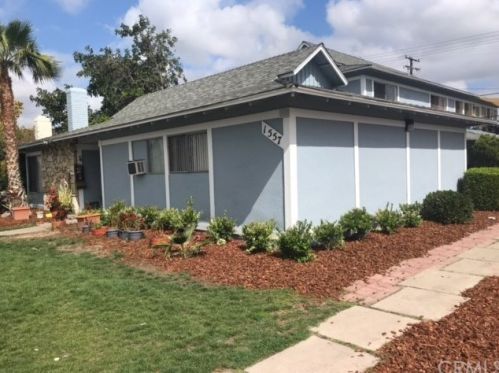1557 Benmore Ln, Anaheim, CA 92805-1022