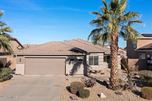 16440 Rimrock St, Sun City, AZ 85388-1198