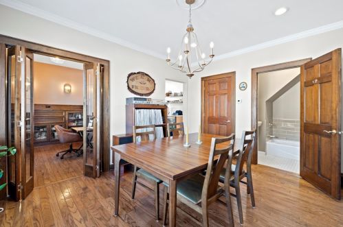 333 Euclid Ave, Milwaukee WI  53207-2615 exterior