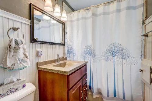 2773 51, Milwaukee WI 53219-3260 exterior