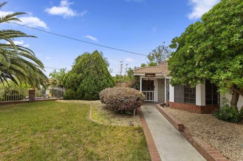 5378 Golden Ave, Riverside CA  92505-2417 exterior