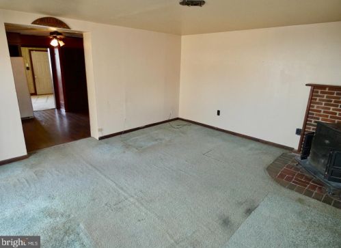 2219 Henlopen Ave, Wilmington DE  19804-3621 exterior