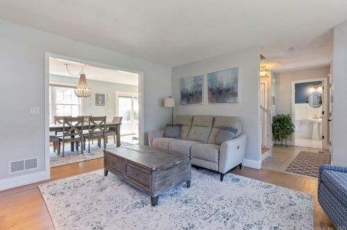 275 Wooster St, New Britain CT 06052-1030 exterior