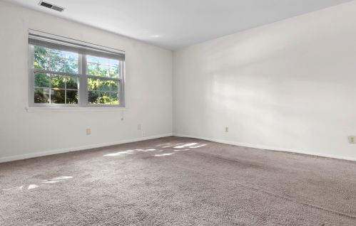 703 Center St, Mount Pleasant SC  29464-4902 exterior