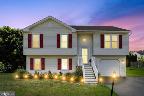 15046 Cedarbrook Dr, Upton, PA 17225-8422