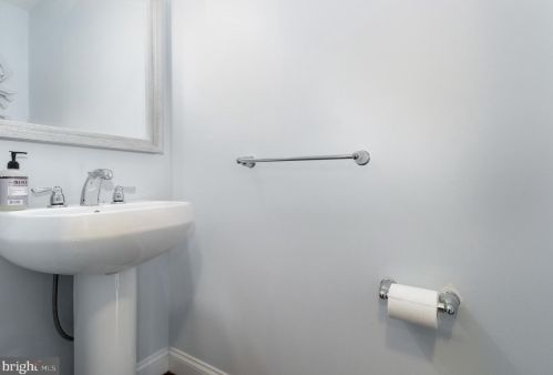 430 Lark Dr, York Haven PA  17370 exterior