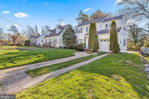 7 Pershing Ave, Trenton, NJ 08618-2609