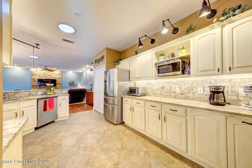 3910 Wateroak Way, Titusville FL  32796-1475 exterior
