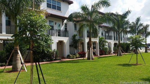 11974 29th St, Hollywood, FL 33025-0786
