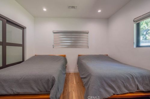 3411 Chevy Chase Dr, Glendale CA  91206-1418 exterior