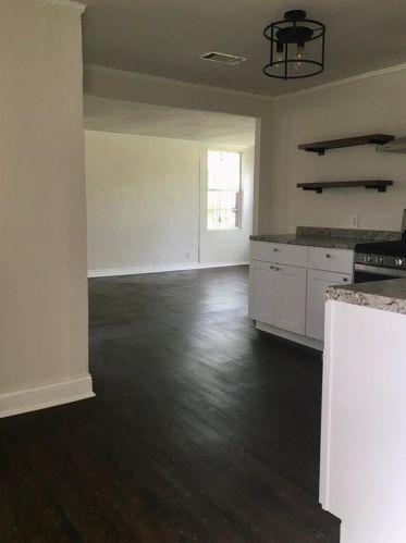 2227 Berwick Ave, Dallas, TX 75203-4205