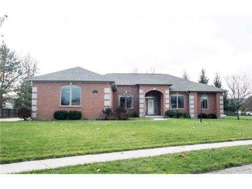 9611 Prairiewood Way, Carmel, IN 46032-9230