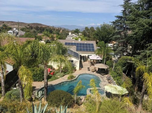 5955 Rio Valle Dr, Bonsall CA  92003-3504 exterior