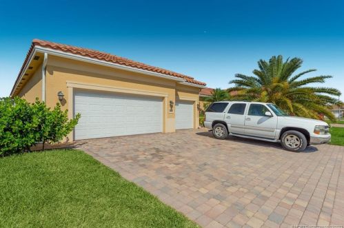 6530 Key Deer Ln, Palm City, FL 34990-8851