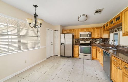 189 Raintree Trl, Jupiter FL  33458-7350 exterior