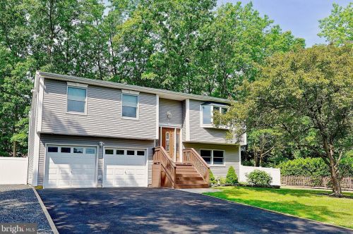 7 Pigeon Pl, Berkeley Township NJ  08721-1915 exterior