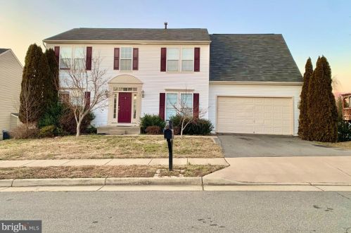 8 Crimson Way, Fredericksburg, VA 22406-7465