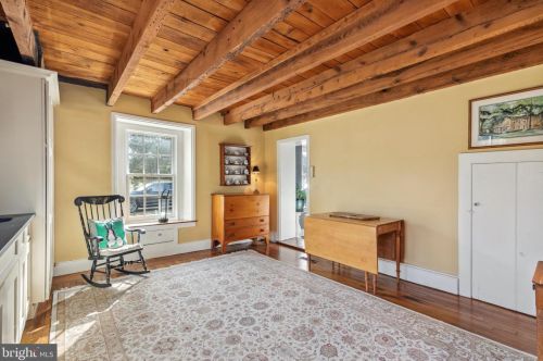 737 Hoover Rd, Blue Bell PA  19422-2015 exterior