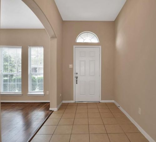 2247 Oak Rise Dr, Conroe TX  77304-5625 exterior