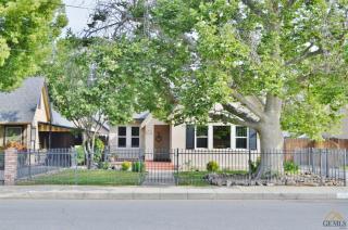 2718 Chester Ln, Bakersfield, CA 93304-1835