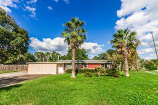 5721 Sonora Dr, Jacksonville, FL 32244-1724