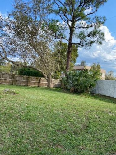 614 Chapman Ave, Fort Pierce, FL 34984-4501