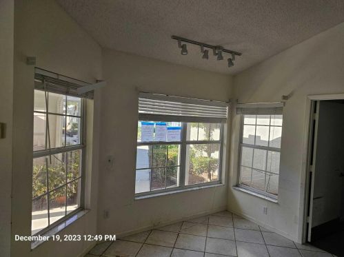 1158 Lombardy Dr, Fort Pierce FL  34986-2181 exterior