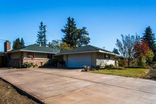 415 Buck Ave, Vacaville, CA 95688-6805