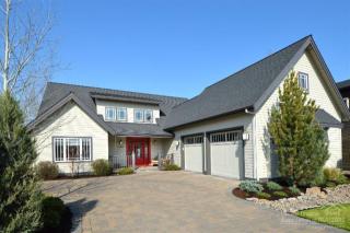 693 Pine Meadow St, Black Butte Ranch, OR 97759-2529