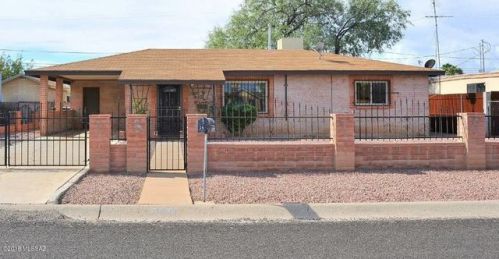 2608 Crosby Vis, Tucson, AZ 85713-2053