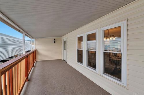 3437 Don Alberto Dr, Carlsbad CA  92010-3902 exterior