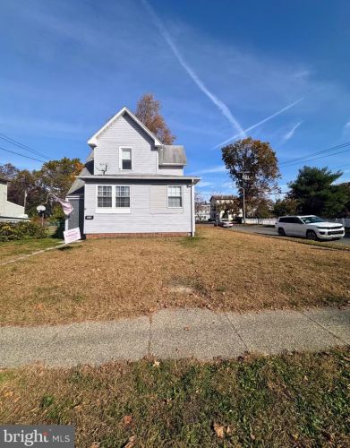 430 Leconey Ave, Palmyra NJ  08065-2613 exterior