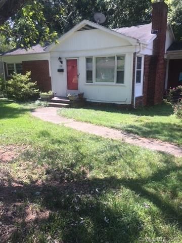 1338 Dresden Dr, Charlotte, NC 28205-6318
