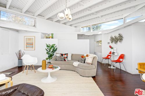 2083 Hanscom Dr, South Pasadena CA  91030-4011 exterior