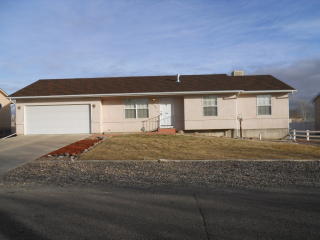 219 Galatea Dr, Pueblo CO  81007-2709 exterior