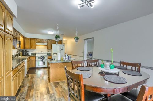 730 Sterling Ct, West Enola PA  17025-2655 exterior