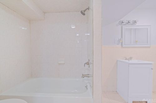 154 Midland Pl, Newark NJ  07106-3311 exterior