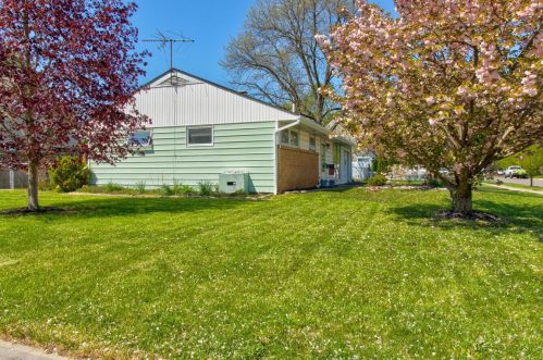 2949 Irwin Ave, Darbydale OH  43123-2309 exterior