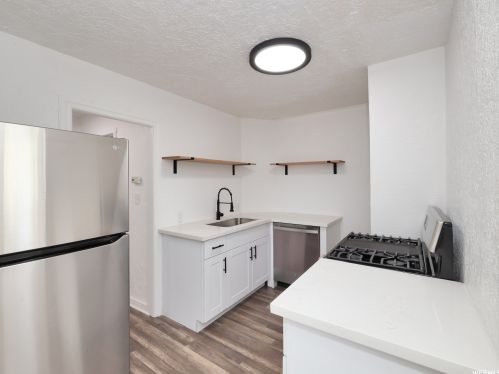 2136 Monroe Blvd, Ogden UT 84403-0235 exterior