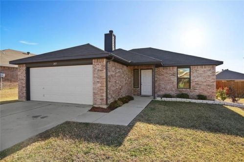 2613 Castle Pines Dr, Burleson TX  76028-8803 exterior