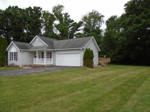 115 Frank Cir, Latrobe, PA 15650-3391