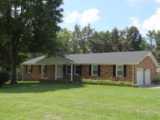 243 Ridgeway, Crossville, TN 38555-8456
