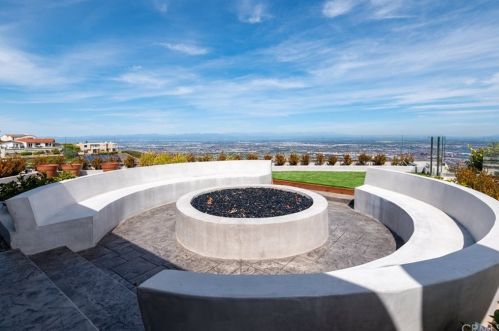 3557 Starline Dr, Rancho Palos Verdes CA  90275-6376 exterior