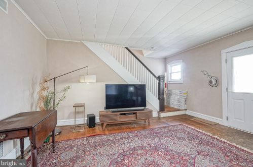 2402 Lexington Ave, Camden NJ  08110-1942 exterior